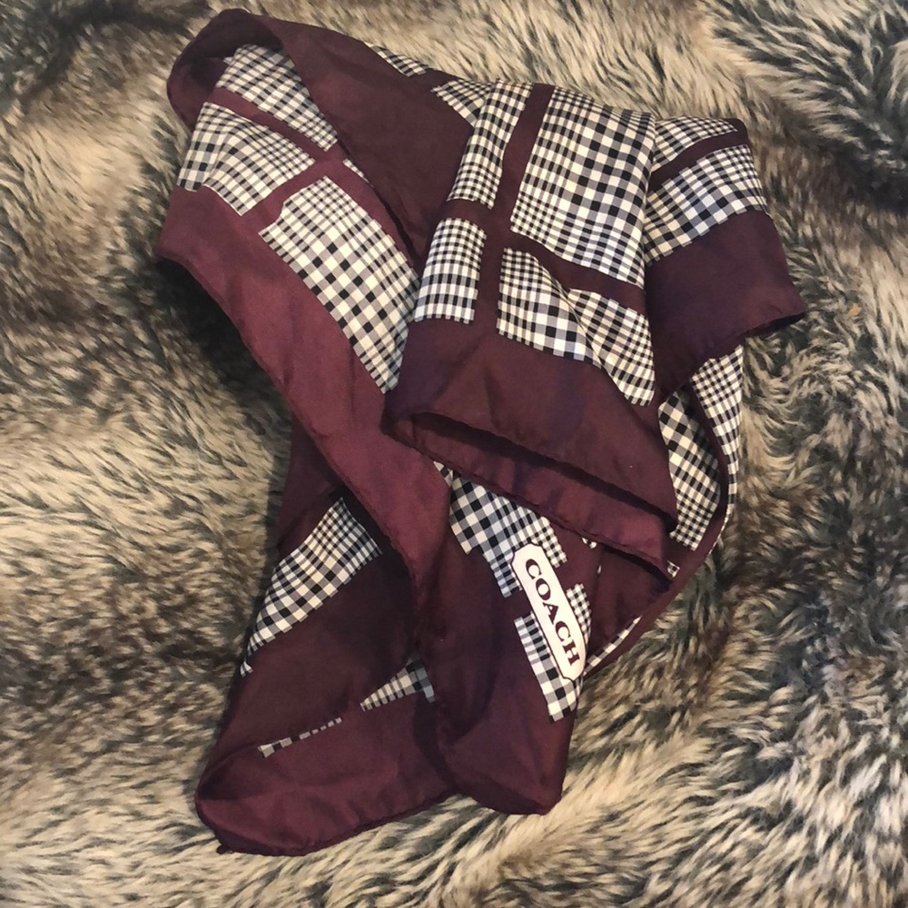 Coach headscarf